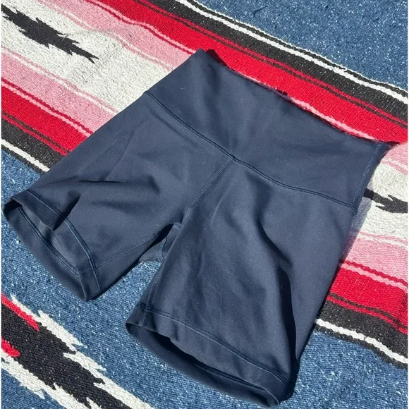 Lululemon wunder train bundle- size 8 - Picture 4 of 9